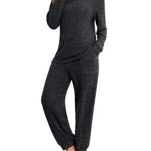 Soft Long Sleeve Pajama Set with Pockets - Women's Lounge Wear
